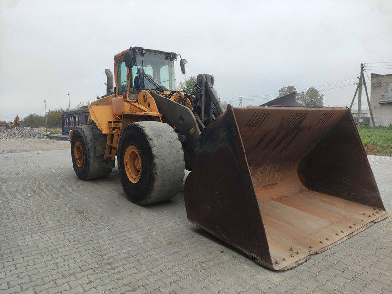 Volvo L220 wheel loader - Cargadora de ruedas: foto 2 Volvo L220 wheel loader - Cargadora de ruedas: foto 2