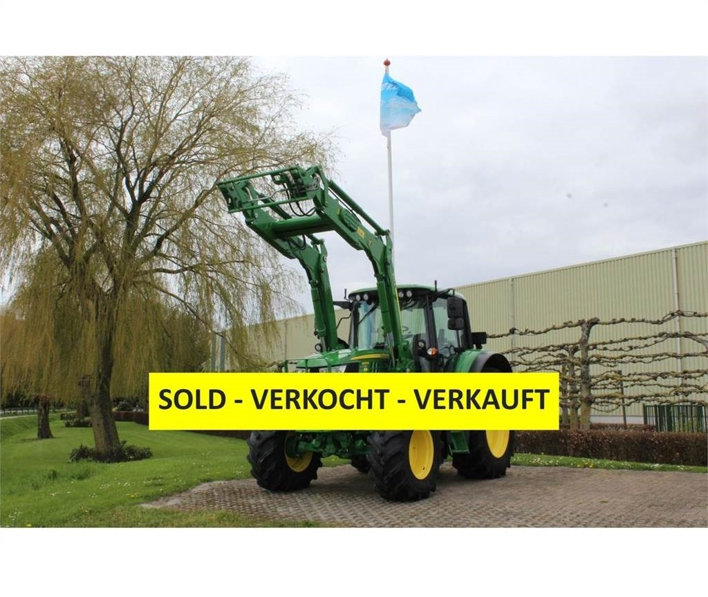 John Deere 6120M with 623R loader - Tractor: foto 1 John Deere 6120M with 623R loader - Tractor: foto 1