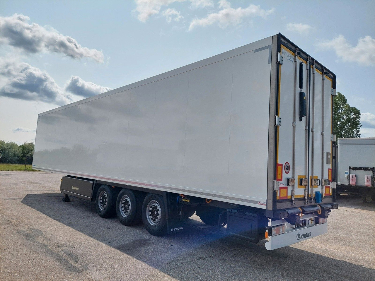 Krone SD Thermo King SLXi 300 7616 Motorstunden - Semirremolque frigorífico: foto 3 Krone SD Thermo King SLXi 300 7616 Motorstunden - Semirremolque frigorífico: foto 3