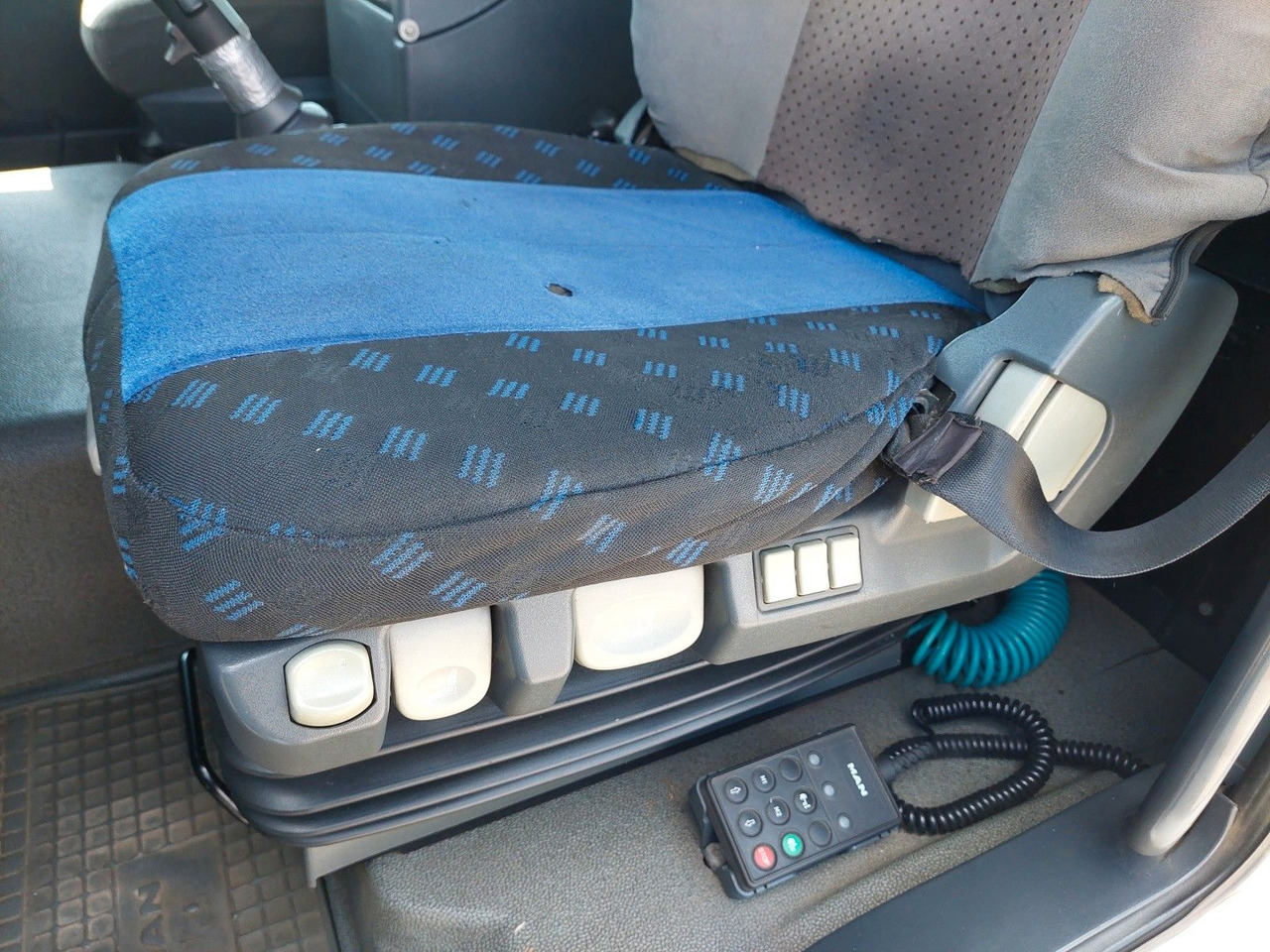 Camión caja abierta, Camión grúa MAN GA 26.320 6X2-2 BL + Kran Fassi F110AC22: foto 20 Camión caja abierta, Camión grúa MAN GA 26.320 6X2-2 BL + Kran Fassi F110AC22: foto 20