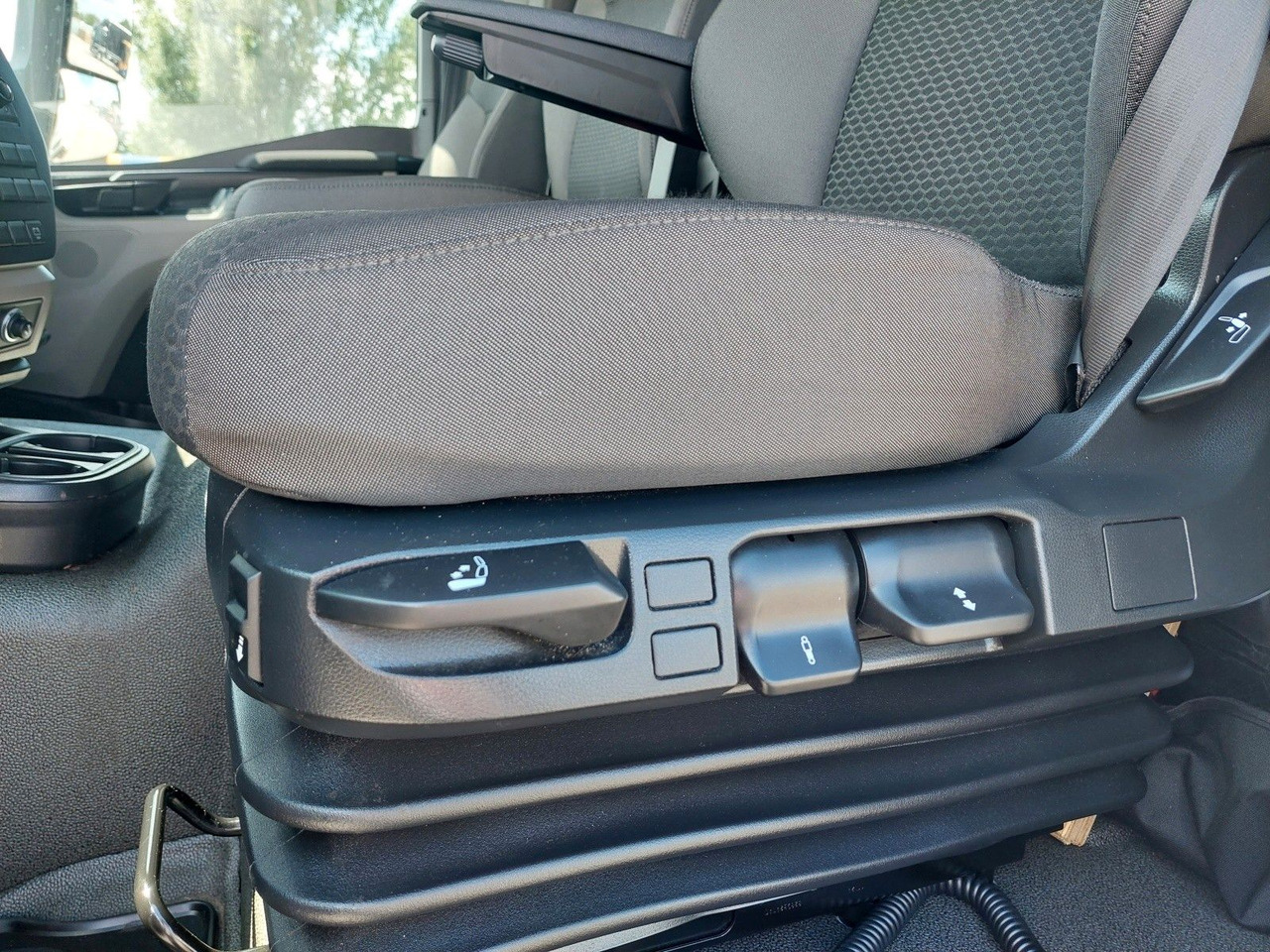 Camión caja cerrada MAN TGL 12.250 BL CH 4x2 LBW 17 Palleten: foto 20