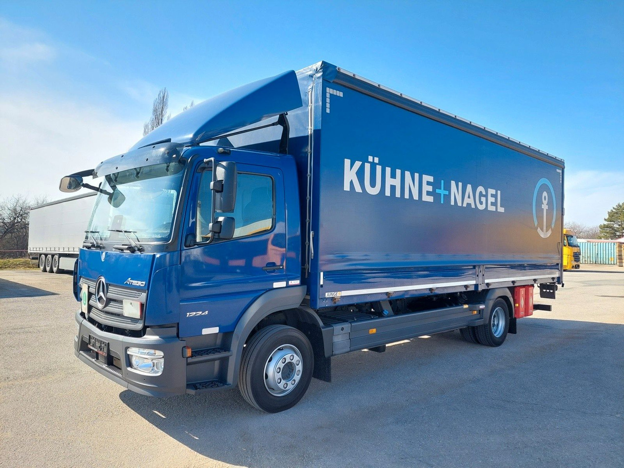 Mercedes-Benz Atego 3 1224L 4x2 LBW L 7,29 m - Camión lona: foto 1 Mercedes-Benz Atego 3 1224L 4x2 LBW L 7,29 m - Camión lona: foto 1
