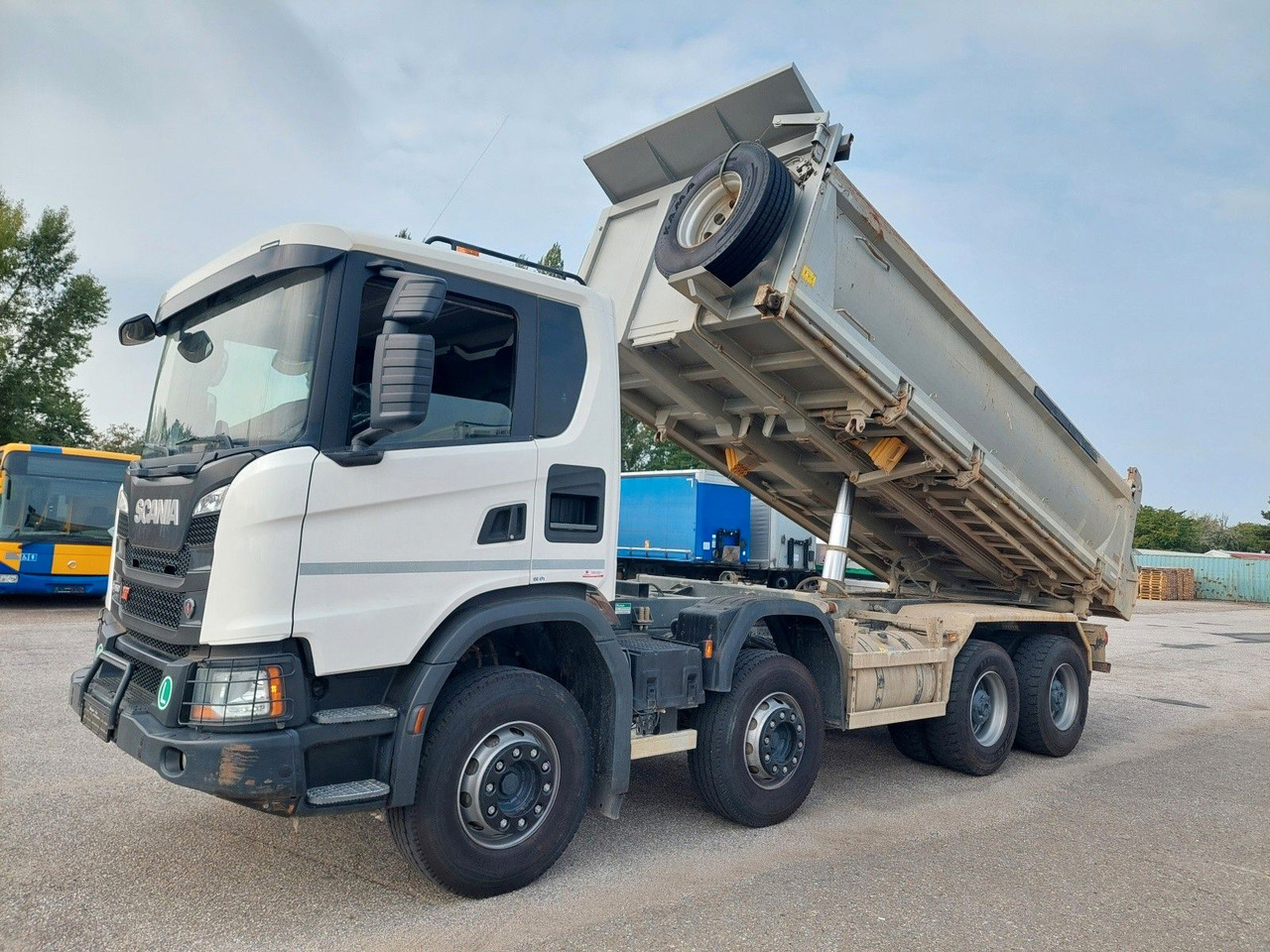 Scania G 450 B8X4HZ 8x4 Bordmatik - Camión volquete: foto 1 Scania G 450 B8X4HZ 8x4 Bordmatik - Camión volquete: foto 1