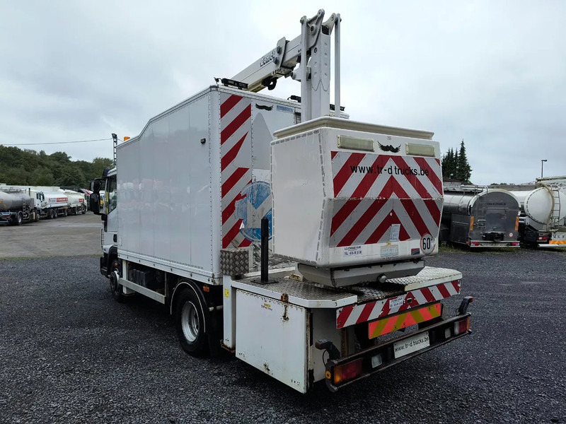 Camión Iveco EuroCargo 120 120E18 + COMET 151TAL (15 m): foto 6