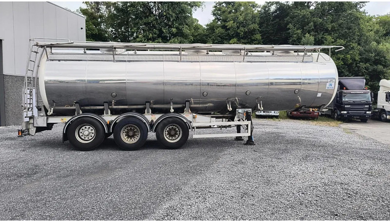 Magyar INSULATED INOX TANK 30500L - 4 COMPARTIMENTS - Semirremolque cisterna: foto 4 Magyar INSULATED INOX TANK 30500L - 4 COMPARTIMENTS - Semirremolque cisterna: foto 4