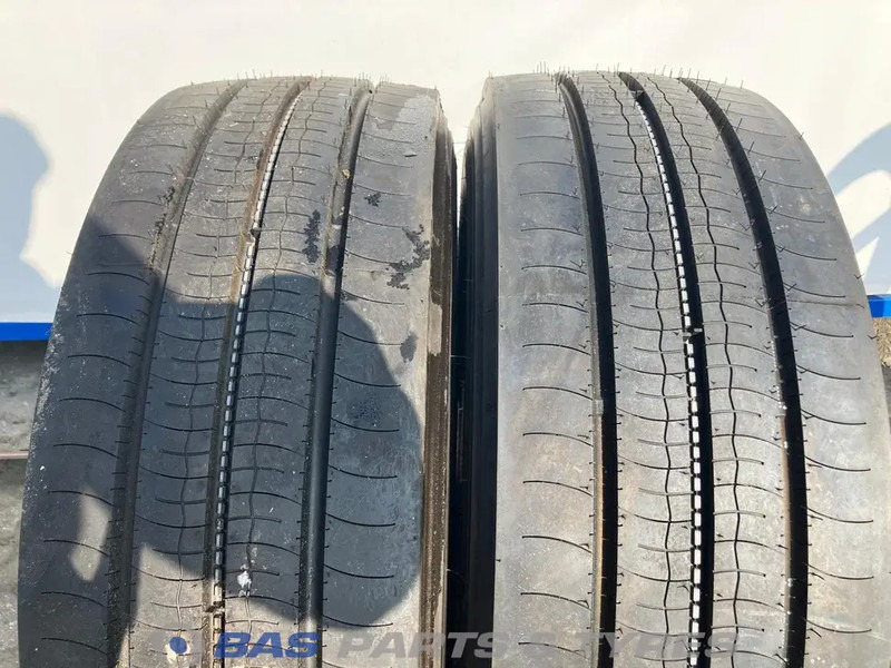 Bridgestone - Neumático para Camión: foto 2 Bridgestone - Neumático para Camión: foto 2
