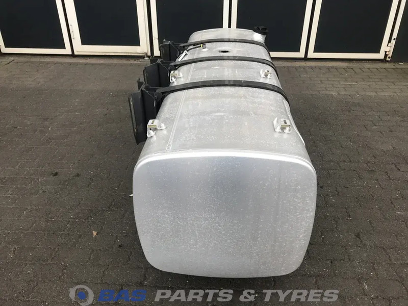 DAF Brandstoftank DAF 765 Liter 2241602 - Depósito de combustible para Camión: foto 2 DAF Brandstoftank DAF 765 Liter 2241602 - Depósito de combustible para Camión: foto 2