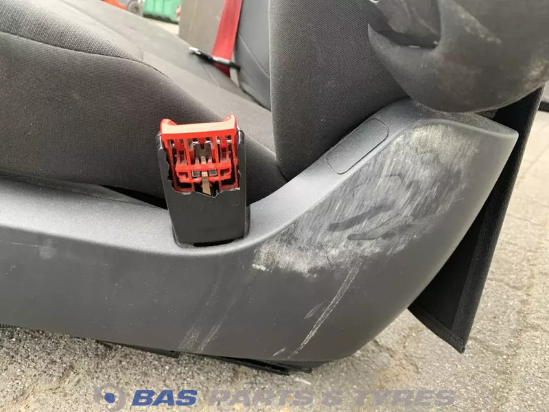 DAF CF Euro 6 Chauffeursstoel DAF 2104662 - Asiento para Camión: foto 5 DAF CF Euro 6 Chauffeursstoel DAF 2104662 - Asiento para Camión: foto 5