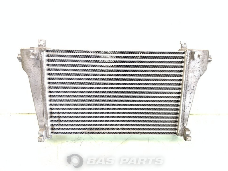 DAF Intercooler DAF 1707613 - Intercooler para Camión: foto 2 DAF Intercooler DAF 1707613 - Intercooler para Camión: foto 2