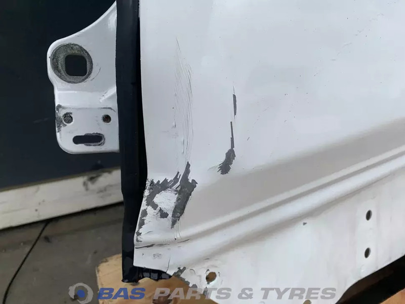 DAF XF G2 - Puerta y piezas para Camión: foto 3 DAF XF G2 - Puerta y piezas para Camión: foto 3