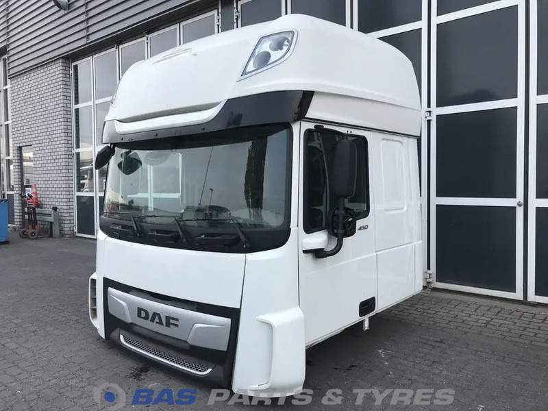 DAF XF106 - Cabina e interior para Camión: foto 1 DAF XF106 - Cabina e interior para Camión: foto 1