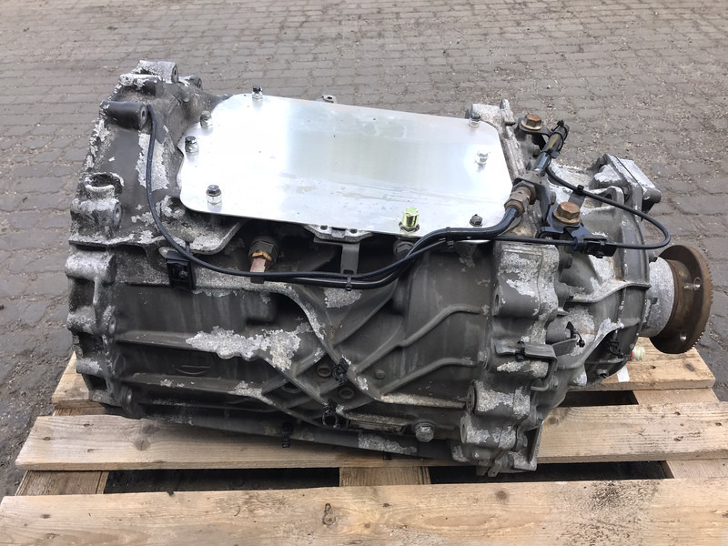 DAF XF106 - Caja de cambios para Camión: foto 1 DAF XF106 - Caja de cambios para Camión: foto 1