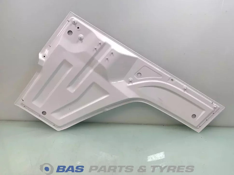 DAF XG Deurverlenger Rechts DAF 2197134 - Carrocería y exterior para Camión: foto 2 DAF XG Deurverlenger Rechts DAF 2197134 - Carrocería y exterior para Camión: foto 2