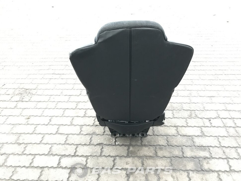 Mercedes-Benz Actros MP4 Bijrijdersstoel Mercedes A 960 910 38 03 - Asiento para Camión: foto 3 Mercedes-Benz Actros MP4 Bijrijdersstoel Mercedes A 960 910 38 03 - Asiento para Camión: foto 3