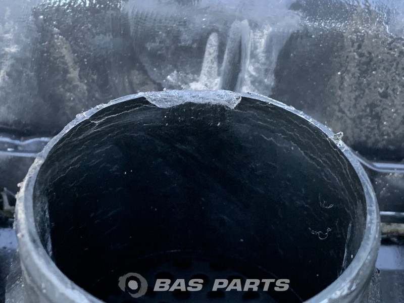 Mercedes-Benz Actros MP4 Koelerpakket Mercedes OM471LA 420 A 960 500 00 02 - Radiador para Camión: foto 3 Mercedes-Benz Actros MP4 Koelerpakket Mercedes OM471LA 420 A 960 500 00 02 - Radiador para Camión: foto 3