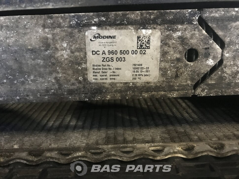 Mercedes-Benz Actros MP4 Koelerpakket Mercedes OM471LA 420 A 960 500 08 01 - Radiador para Camión: foto 3 Mercedes-Benz Actros MP4 Koelerpakket Mercedes OM471LA 420 A 960 500 08 01 - Radiador para Camión: foto 3