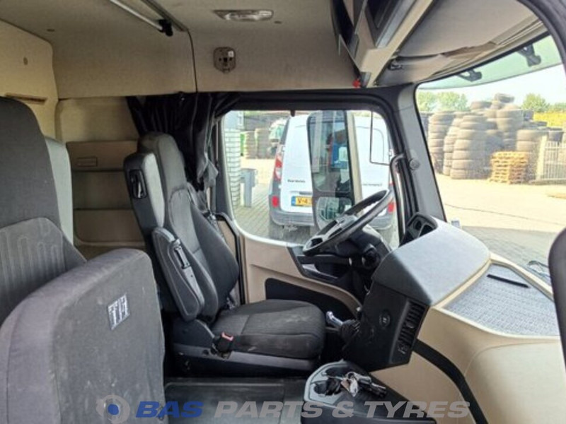 Mercedes-Benz Actros MP4 - Cabina e interior para Camión: foto 5 Mercedes-Benz Actros MP4 - Cabina e interior para Camión: foto 5