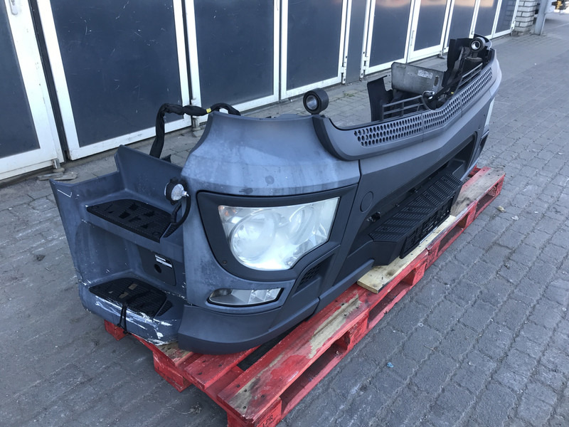 Mercedes-Benz Antos MP4 Bumper Mercedes A 960 310 23 22 - Parachoques para Camión: foto 3 Mercedes-Benz Antos MP4 Bumper Mercedes A 960 310 23 22 - Parachoques para Camión: foto 3