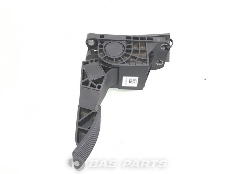 Mercedes-Benz Gaspedaal Mercedes A 960 300 00 0464 - Pedal para Camión: foto 3 Mercedes-Benz Gaspedaal Mercedes A 960 300 00 0464 - Pedal para Camión: foto 3