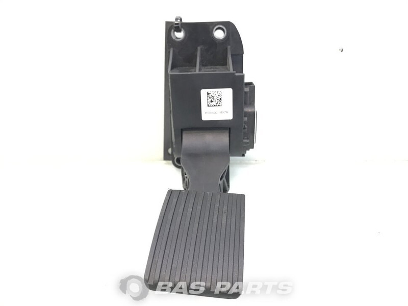 Mercedes-Benz Gaspedaal Mercedes A 960 300 00 0464 - Pedal para Camión: foto 2 Mercedes-Benz Gaspedaal Mercedes A 960 300 00 0464 - Pedal para Camión: foto 2