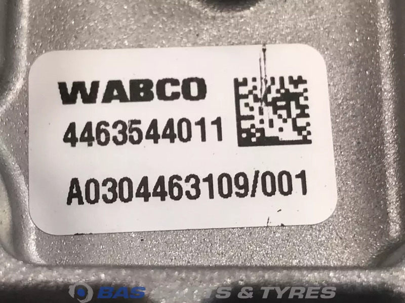 Mercedes-Benz Versnellingsbakdeksel Mercedes A 010 446 42 09 - Caja de cambios para Camión: foto 4 Mercedes-Benz Versnellingsbakdeksel Mercedes A 010 446 42 09 - Caja de cambios para Camión: foto 4