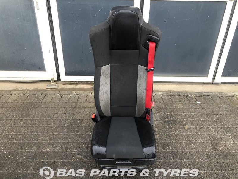 Renault D-Serie - Asiento para Camión: foto 1 Renault D-Serie - Asiento para Camión: foto 1