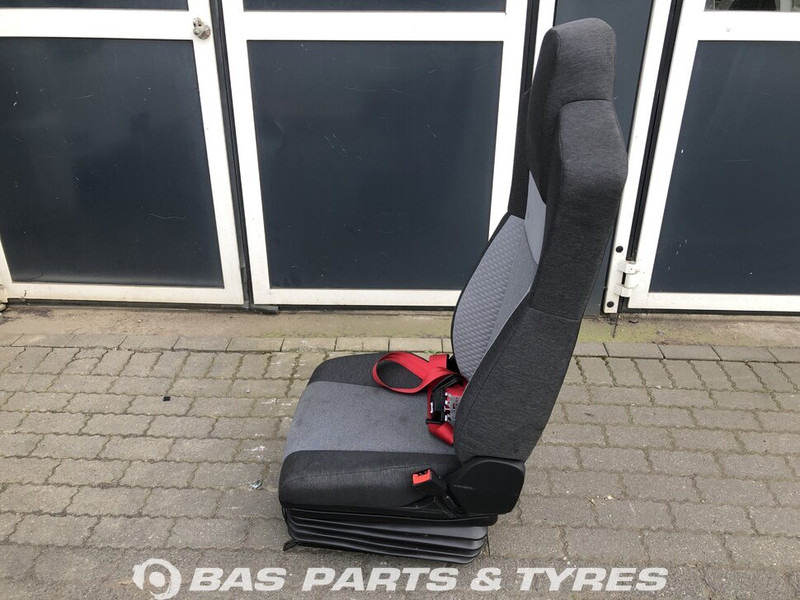 Renault D-Serie - Asiento para Camión: foto 2 Renault D-Serie - Asiento para Camión: foto 2