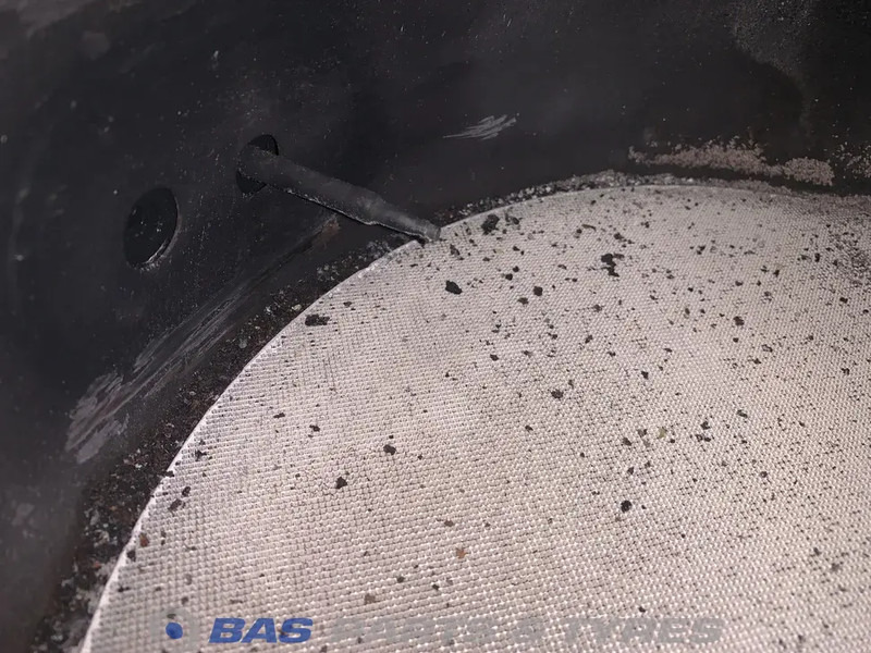 Renault Uitlaatdemper Renault 7422396038 - Silenciador para Camión: foto 5 Renault Uitlaatdemper Renault 7422396038 - Silenciador para Camión: foto 5