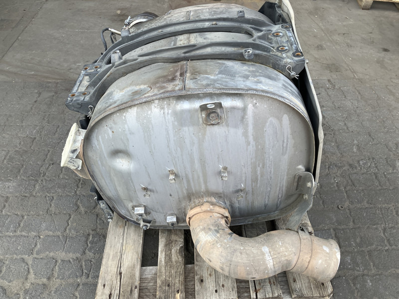 Renault Uitlaatdemper Renault 7422495990 - Silenciador para Camión: foto 3 Renault Uitlaatdemper Renault 7422495990 - Silenciador para Camión: foto 3
