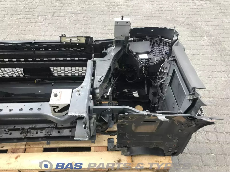 Scania R-Serie NextGen - Parachoques para Camión: foto 5 Scania R-Serie NextGen - Parachoques para Camión: foto 5