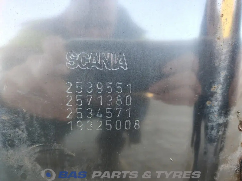Sistema de escape para Camión Scania Uitlaatdemper Scania 2539547: foto 6 Sistema de escape para Camión Scania Uitlaatdemper Scania 2539547: foto 6