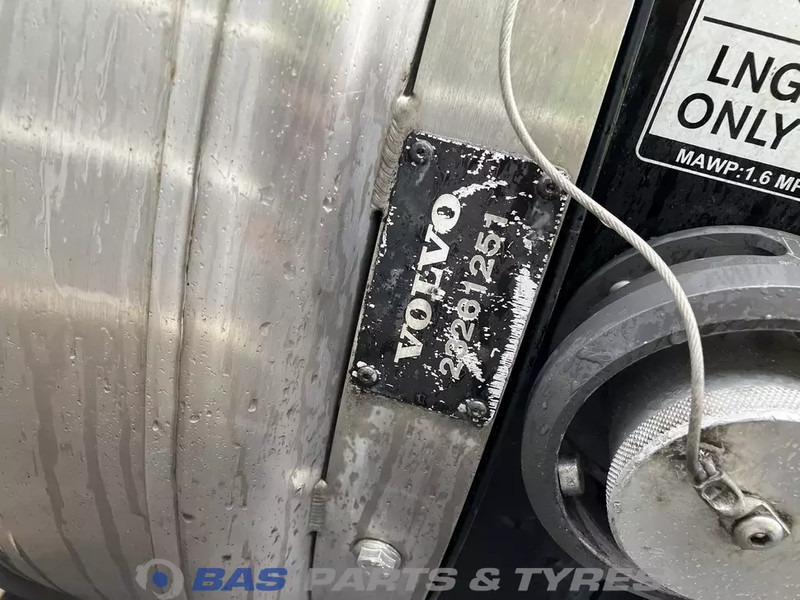 Volvo Brandstoftank Volvo 565 Liter 22866641 - Depósito de combustible para Camión: foto 5 Volvo Brandstoftank Volvo 565 Liter 22866641 - Depósito de combustible para Camión: foto 5