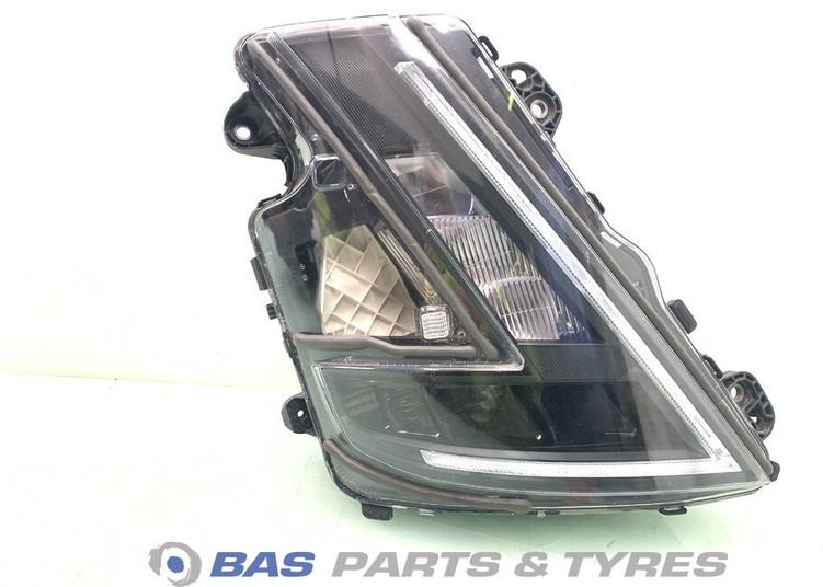 Volvo FH16 (FH5) Koplamp Rechts 22656780 - Faro delantero para Camión: foto 1 Volvo FH16 (FH5) Koplamp Rechts 22656780 - Faro delantero para Camión: foto 1