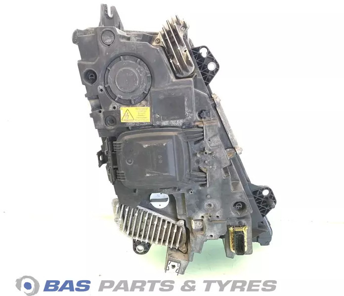 Volvo FH4 Koplamp Links 21221142 - Faro delantero para Camión: foto 2 Volvo FH4 Koplamp Links 21221142 - Faro delantero para Camión: foto 2