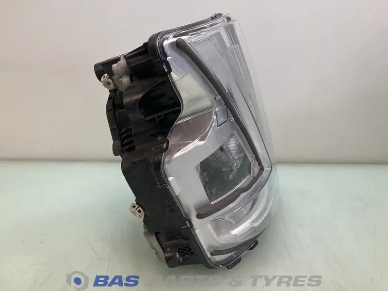 Volvo FH4B Koplamp Rechts 23752671 - Faro delantero para Camión: foto 4 Volvo FH4B Koplamp Rechts 23752671 - Faro delantero para Camión: foto 4