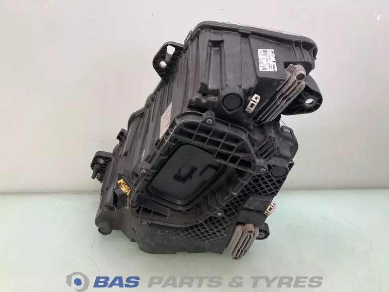 Volvo FH4B Koplamp Rechts 23752671 - Faro delantero para Camión: foto 3 Volvo FH4B Koplamp Rechts 23752671 - Faro delantero para Camión: foto 3