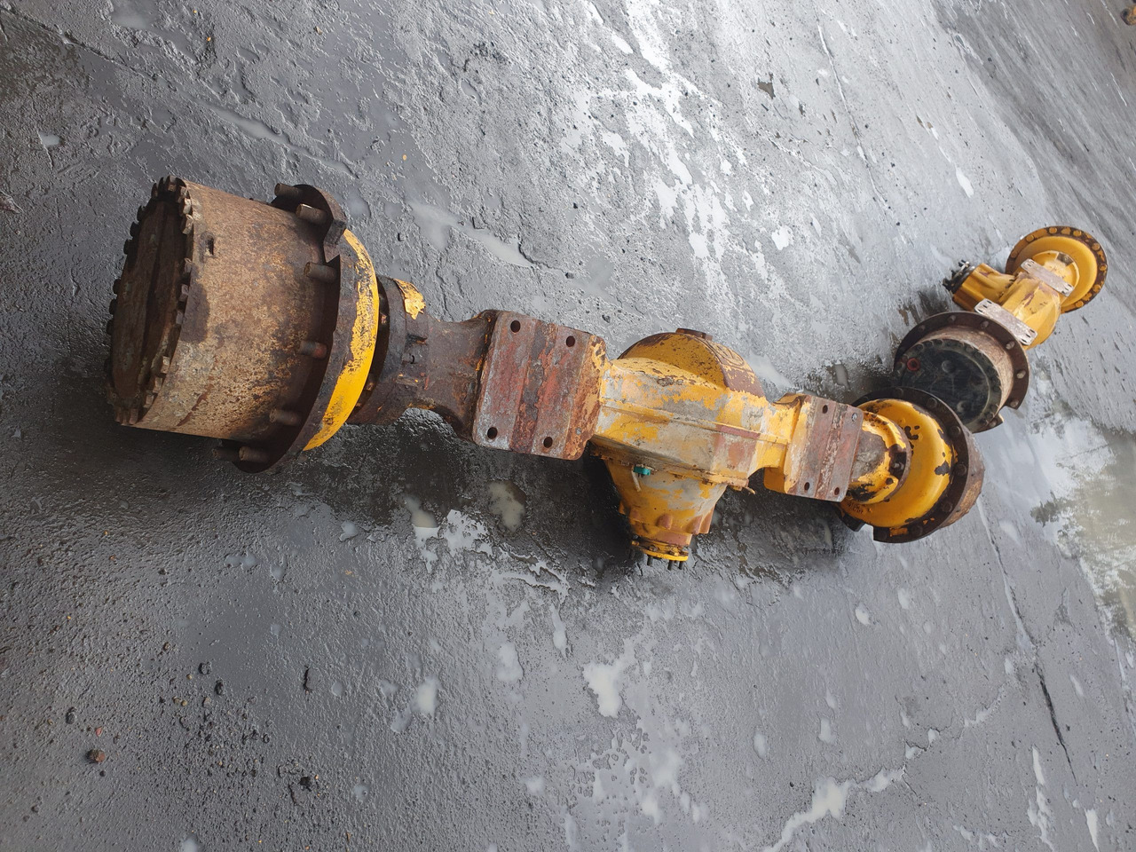 EJE ZF AP407/CK - Eje y piezas para Maquinaria de construcción: foto 1 EJE ZF AP407/CK - Eje y piezas para Maquinaria de construcción: foto 1