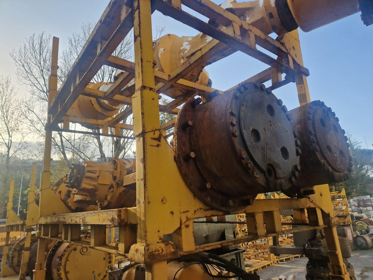 EJES ZF 407 CK y ZF409 DK Liebherr L531 - Eje y piezas para Maquinaria de construcción: foto 3 EJES ZF 407 CK y ZF409 DK Liebherr L531 - Eje y piezas para Maquinaria de construcción: foto 3