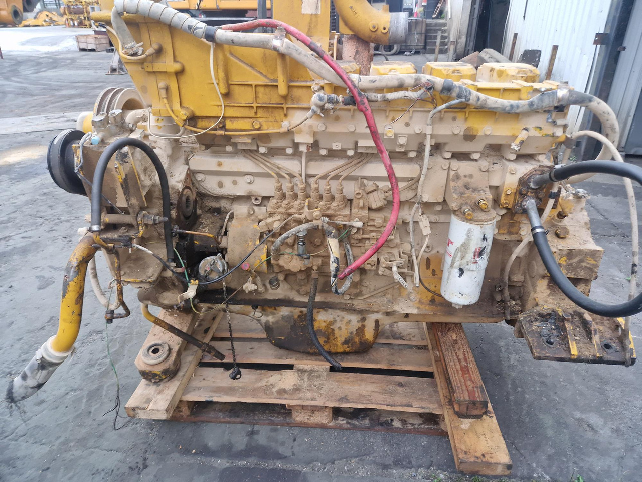 KOMATSU SAA6D 140E-2 - Motor para Maquinaria de construcción: foto 1 KOMATSU SAA6D 140E-2 - Motor para Maquinaria de construcción: foto 1
