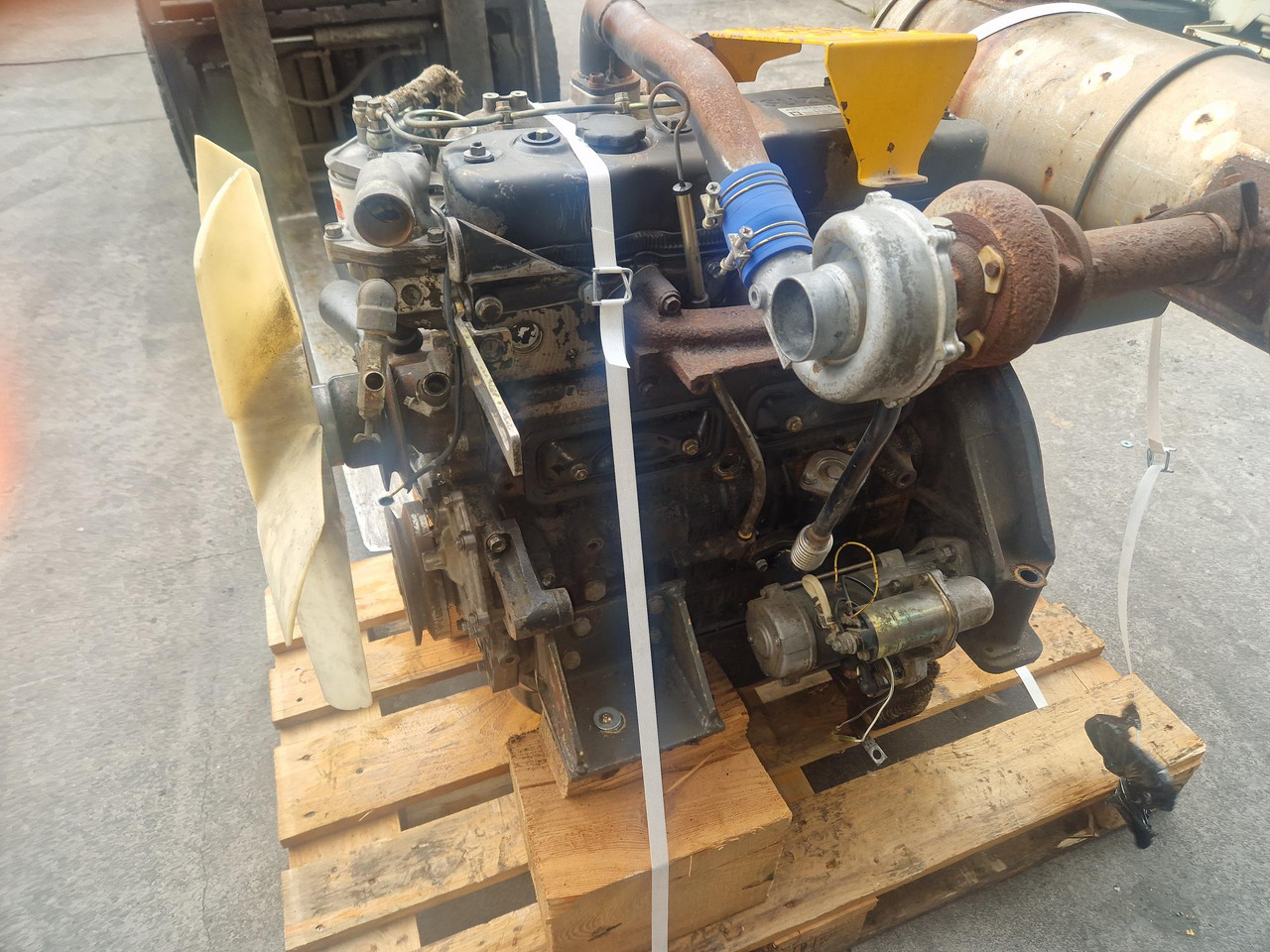 MOTOR ISUZU 4BD1PTA-14 - Motor para Maquinaria de construcción: foto 3 MOTOR ISUZU 4BD1PTA-14 - Motor para Maquinaria de construcción: foto 3