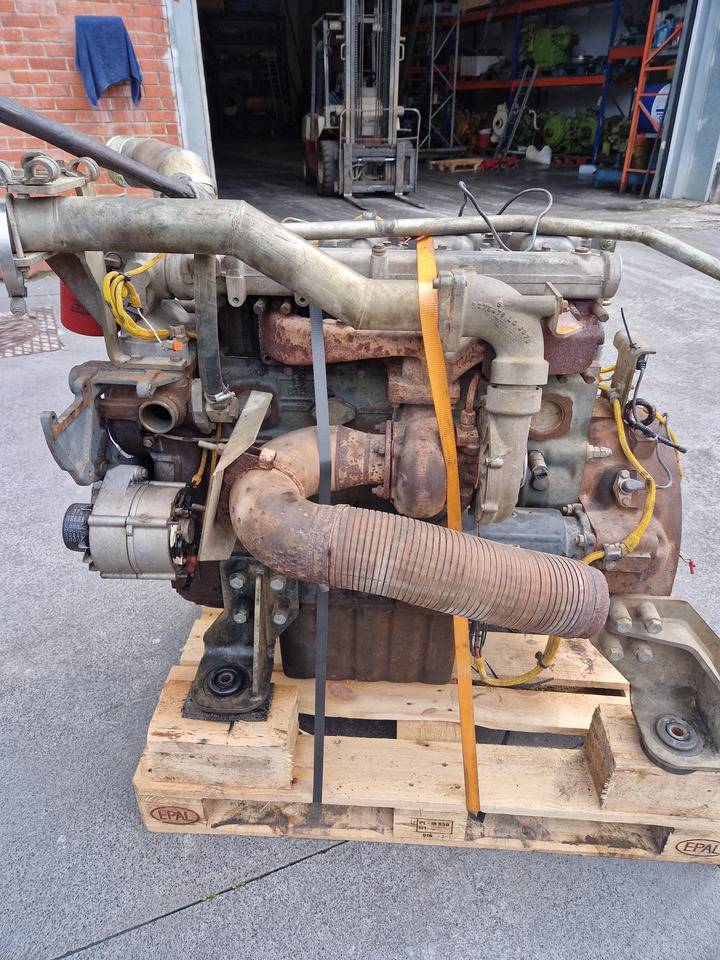 MOTOR LIEBHERR D924TIE 145 KW - Motor para Maquinaria de construcción: foto 3 MOTOR LIEBHERR D924TIE 145 KW - Motor para Maquinaria de construcción: foto 3