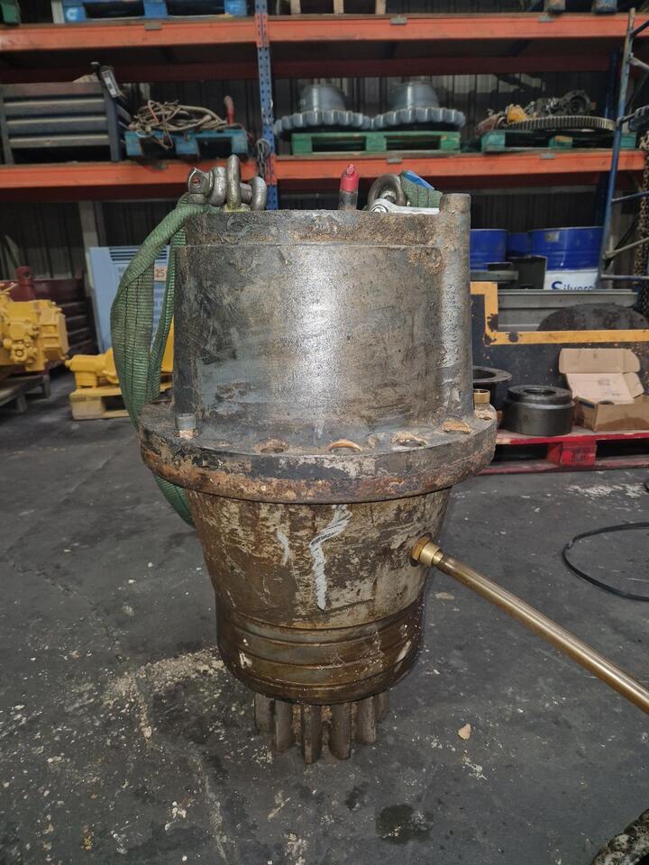 REDUCTOR DE GIRO LIEBHERR R964B - Transmisión para Maquinaria de construcción: foto 2 REDUCTOR DE GIRO LIEBHERR R964B - Transmisión para Maquinaria de construcción: foto 2