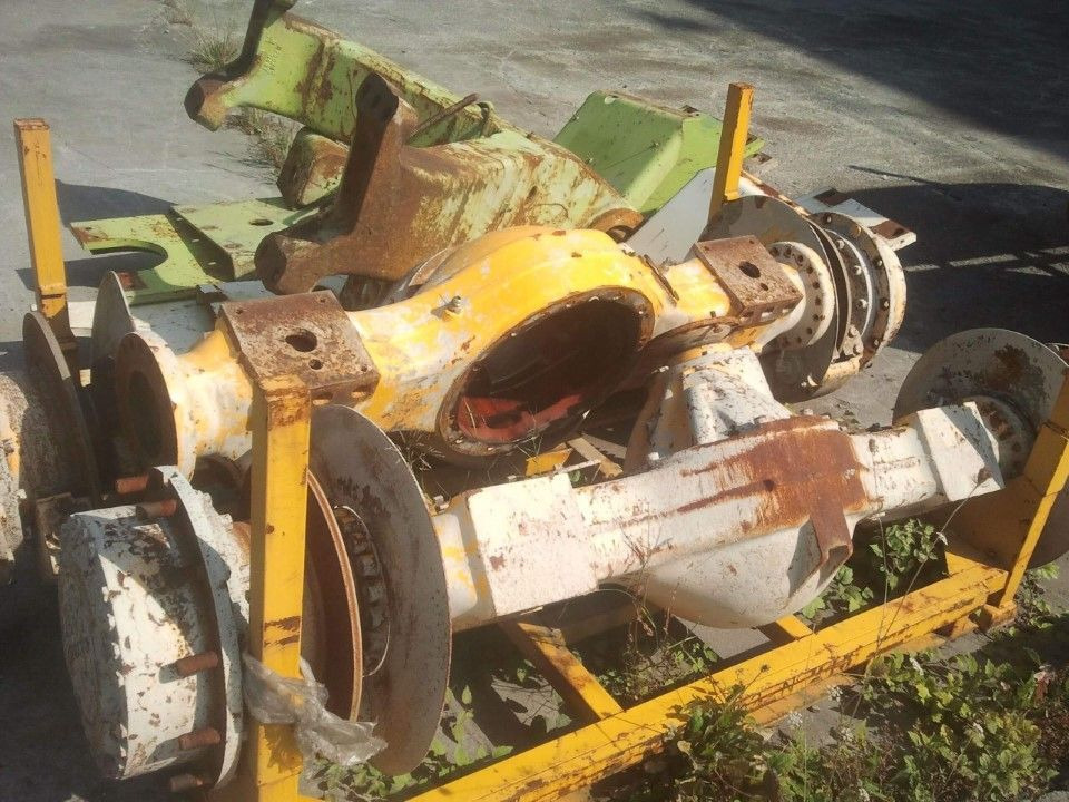 VOLVO A25C S/N: 12019 (1998) Y S/N: 12026 (1999) - Dúmper articulado: foto 3 VOLVO A25C S/N: 12019 (1998) Y S/N: 12026 (1999) - Dúmper articulado: foto 3
