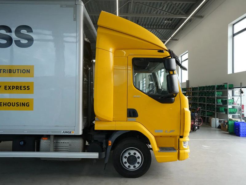 DAF LF 210 FA, 12t, Gesloten Bak, Laadklep 1,5t, Zijdeur, New Apk - Camión caja cerrada: foto 4 DAF LF 210 FA, 12t, Gesloten Bak, Laadklep 1,5t, Zijdeur, New Apk - Camión caja cerrada: foto 4