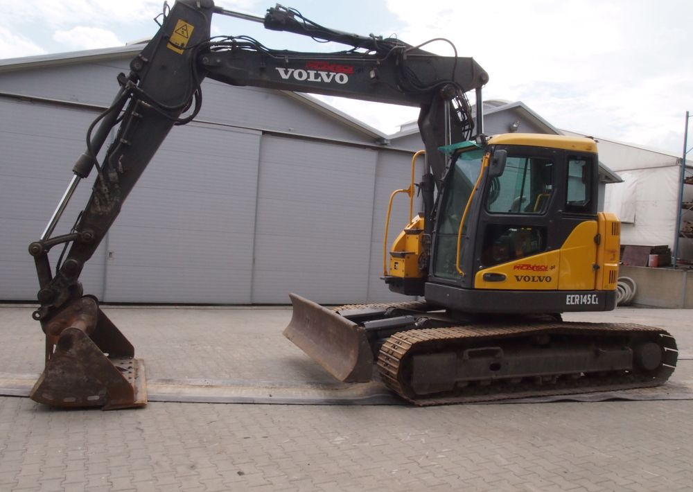 Koparka gąsienicowa Volvo ECR145D 2010 KOPARKA VOLVO - Excavadora de cadenas: foto 1 Koparka gąsienicowa Volvo ECR145D 2010 KOPARKA VOLVO - Excavadora de cadenas: foto 1