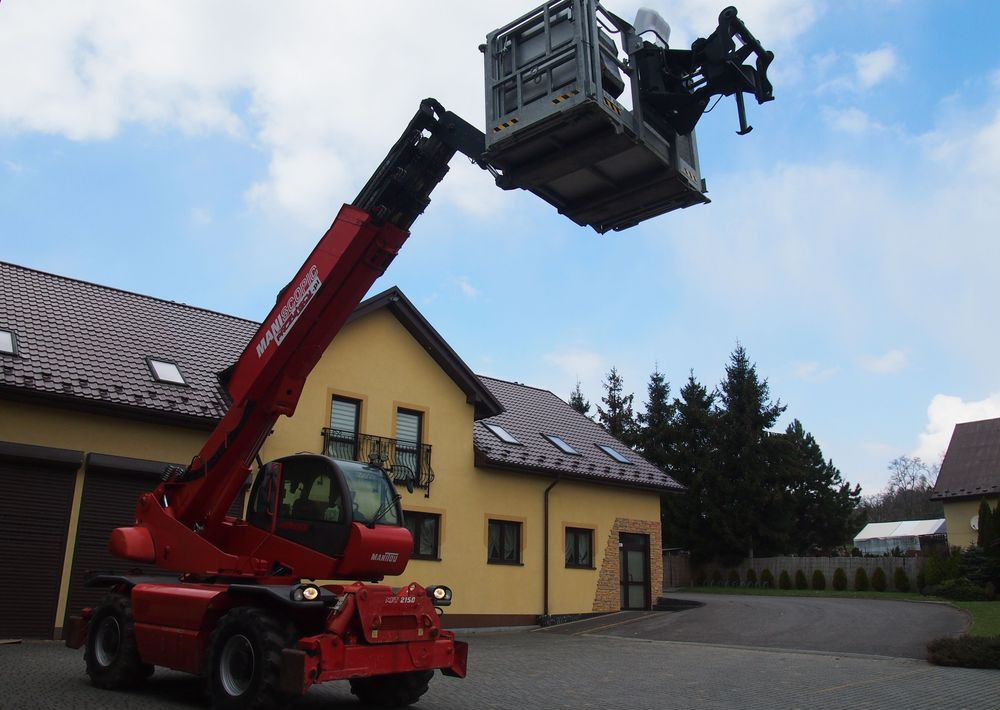 Ładowarka teleskopowa Manitou MRT 2150 Privilege MANITOU ważne UDT - Manipulador telescópico: foto 4 Ładowarka teleskopowa Manitou MRT 2150 Privilege MANITOU ważne UDT - Manipulador telescópico: foto 4