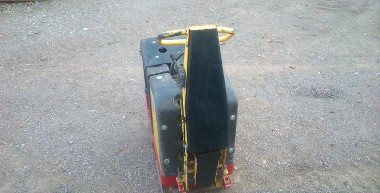 Ubijarka Dynapac LH 300 2006 - Plancha reversible: foto 5 Ubijarka Dynapac LH 300 2006 - Plancha reversible: foto 5