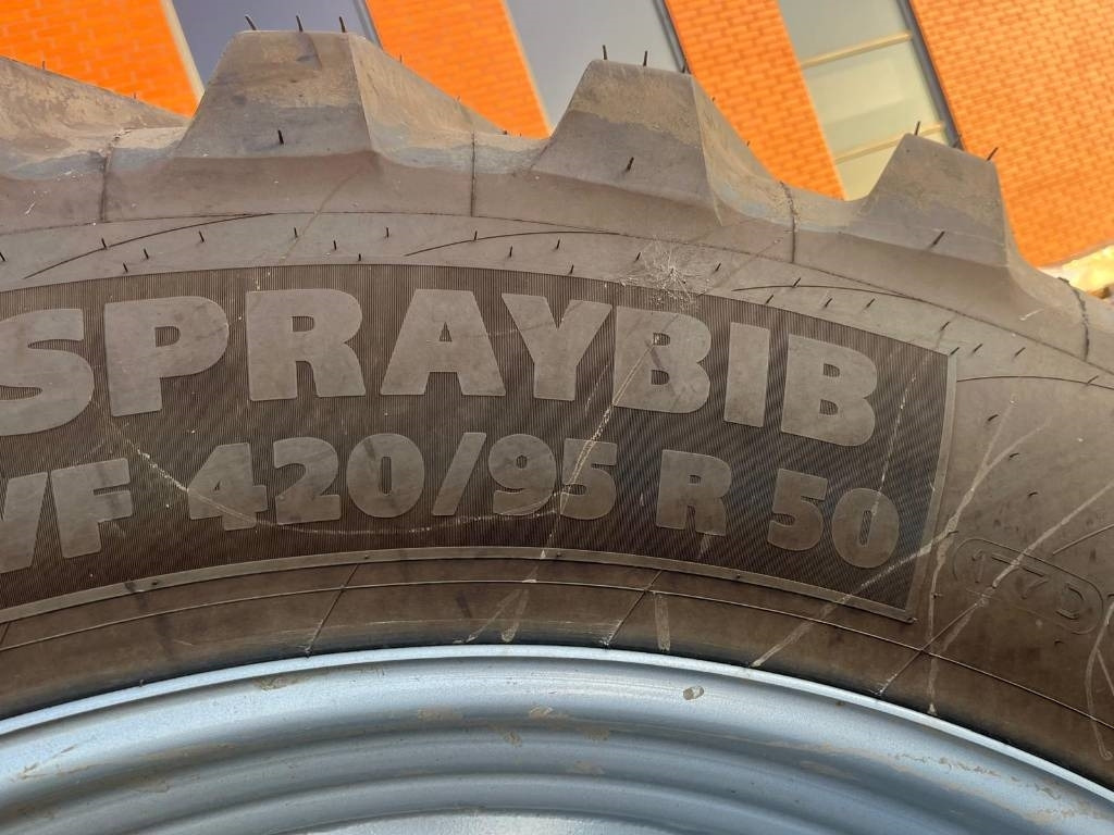 Michelin FELGA Z OPONĄ VF 420/95R50 CFO 179D/175E SPRAYBIB - Neumático para Maquinaria agrícola: foto 3 Michelin FELGA Z OPONĄ VF 420/95R50 CFO 179D/175E SPRAYBIB - Neumático para Maquinaria agrícola: foto 3