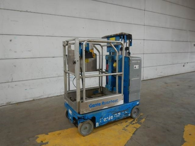 Genie GR15 - Plataforma de mástil vertical: foto 3 Genie GR15 - Plataforma de mástil vertical: foto 3