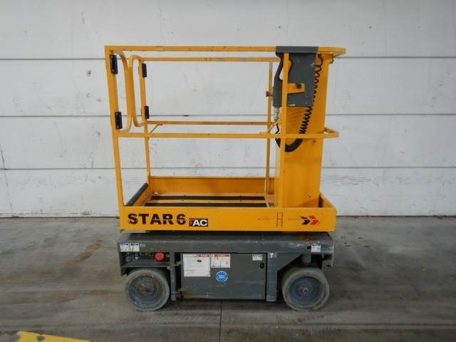 Haulotte STAR 6AC - Plataforma de mástil vertical: foto 1 Haulotte STAR 6AC - Plataforma de mástil vertical: foto 1